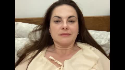 lyracassia online show from March 10, 8:25 pm