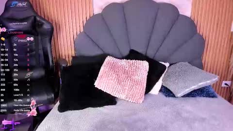    VIVIANA    online show from November 15, 3:37 am