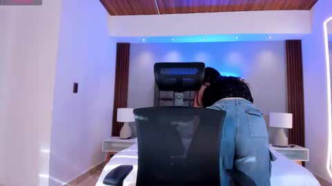 Lyssa  Everyday From 0700 to 1630 Col Time online show from October 24, 12:56 pm