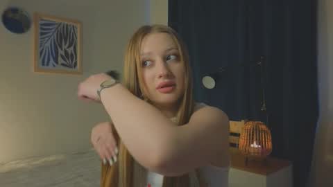 Mila online show from February 12, 5:13 am