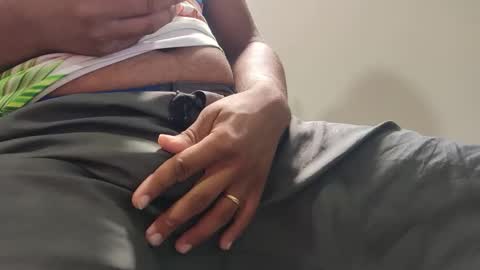 m0ren01995 online show from January 7, 11:12 am