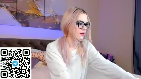 Snapshot of m1m1_angels chatting on March 5, 1:12 am Mimi GTM1 0200am-0945am Mon Tue Wed Thu Fri online show from March 5, 1:12 am