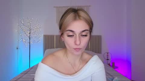 M1ss arina online show from March 2, 11:11 pm