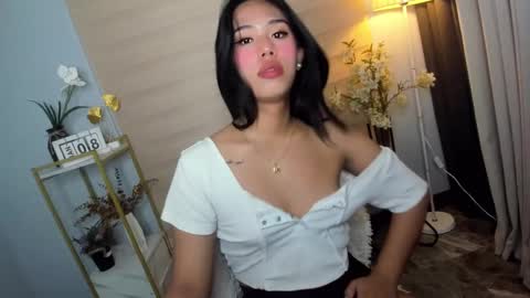 Snapshot of m1ssjanelana69 chatting on January 7, 7:17 pm Janelovesu online show from January 7, 7:17 pm