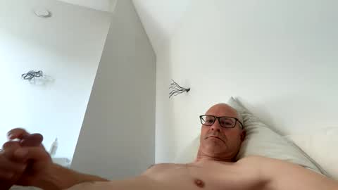 m3morable online show from May 10, 8:08 am
