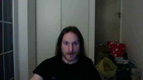 Snapshot of m4rduk81 chatting on January 12, 10:33 pm m4rduk online show from January 12, 10:33 pm