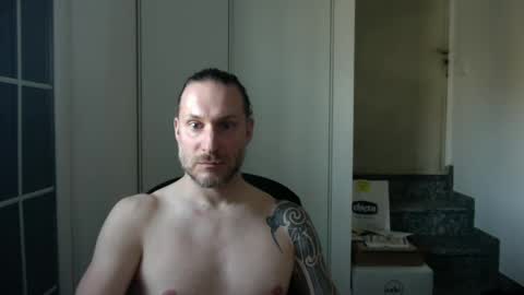 Snapshot of m4rduk81 chatting on March 6, 2:29 pm m4rduk online show from March 6, 2:29 pm