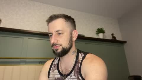 m_stephen online show from May 4, 11:12 pm