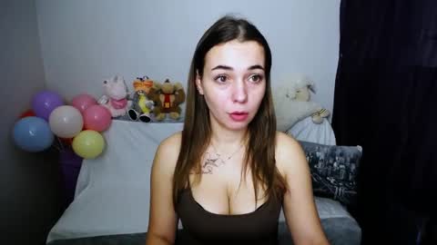 Vikki online show from December 5, 8:11 am
