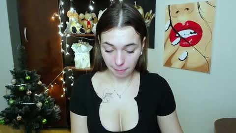 Vikki online show from January 4, 2:14 pm