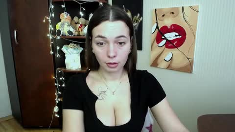 Vikki online show from March 5, 10:55 am