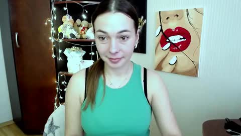 Vikki online show from March 8, 10:22 am