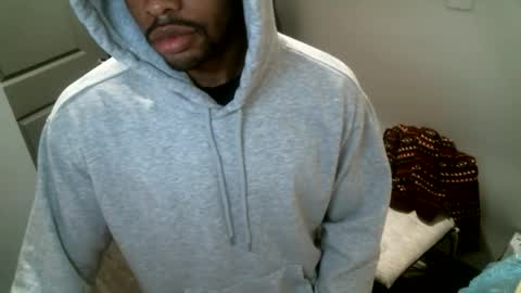 Snapshot of ma2whi chatting on February 16, 4:30 am ma2whi online show from February 16, 4:30 am