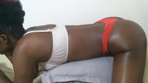 Snapshot of maars_mimi chatting on September 20, 4:35 am maars_mimi online show from September 20, 4:35 am