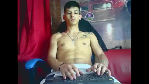 Snapshot of maaster420 chatting on December 3, 3:09 am itgram pezlo josue online show from December 3, 3:09 am