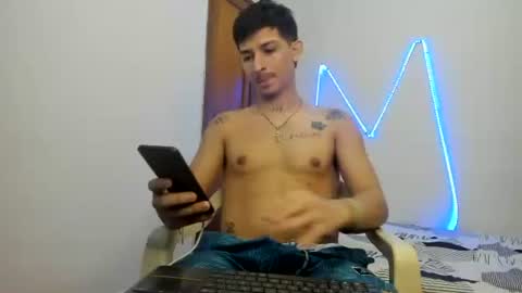 itgram pezlo josue online show from November 6, 12:28 pm