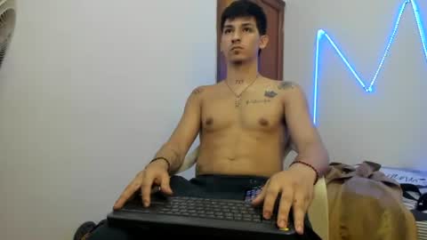 itgram pezlo josue online show from November 12, 3:01 pm