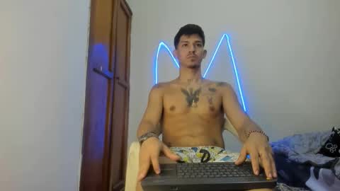 itgram pezlo josue online show from December 20, 4:14 pm