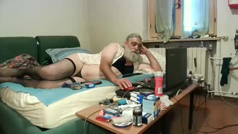 maax1970 online show from September 28, 1:27 pm