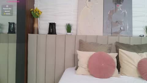 Snapshot of mabelvell chatting on March 30, 7:04 pm Mabel online show from March 30, 7:04 pm