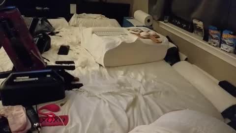 mac1119 online show from November 23, 2:00 am