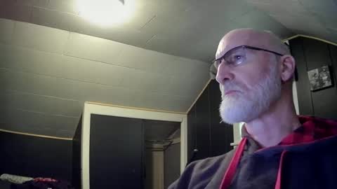 mac8181 online show from November 9, 7:34 pm