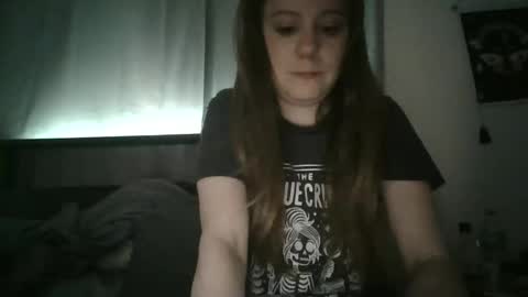 Snapshot of maceyloves chatting on February 8, 2:15 am maceyloves online show from February 8, 2:15 am