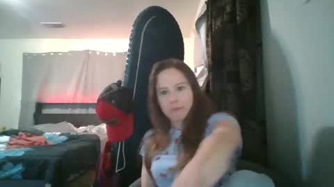 Snapshot of maceyloves chatting on February 14, 5:15 am maceyloves online show from February 14, 5:15 am