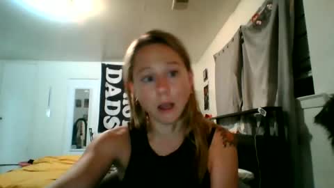 maceyloves online show from July 10, 5:45 am