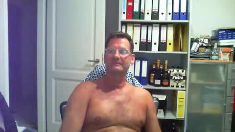macfly67 online show from June 24, 10:09 pm