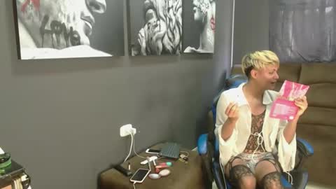 machissex online show from September 22, 7:05 pm