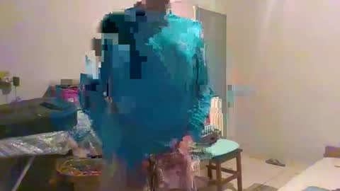 MACHOLIVRE online show from May 13, 7:39 am