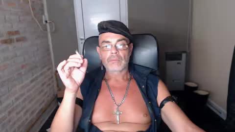 MACHO BUSCADOR online show from March 8, 3:06 am