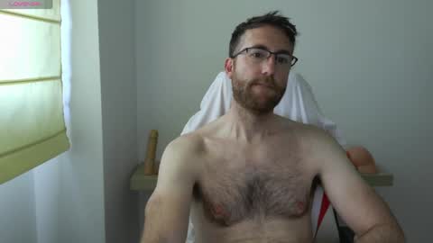 Snapshot of machohiberiko chatting on April 1, 5:32 pm Jota online show from April 1, 5:32 pm