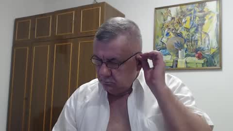 Macho online show from December 8, 7:22 pm