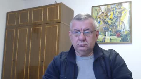 Macho online show from December 11, 12:23 pm