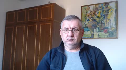 Macho online show from December 14, 1:05 pm