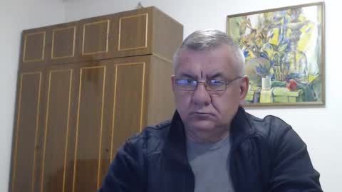 Macho online show from December 17, 2:55 pm