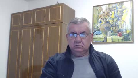 Macho online show from December 25, 10:48 pm
