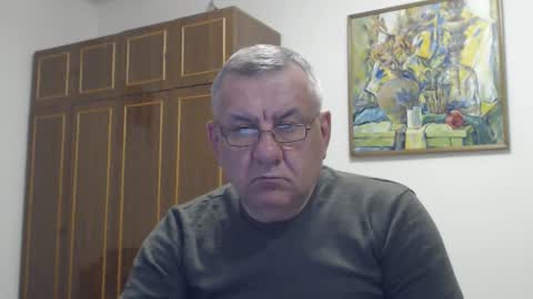 Macho online show from February 18, 7:10 pm