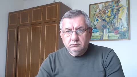 Macho online show from May 10, 1:27 pm