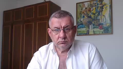 Macho online show from May 16, 3:00 pm