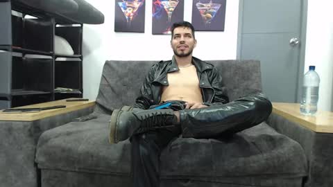 instagram mackdanielsx online show from September 18, 9:39 pm