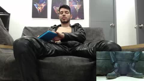 instagram mackdanielsx online show from October 21, 9:26 pm