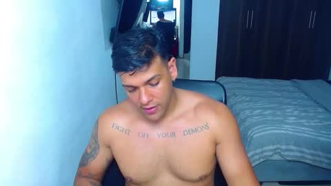 Snapshot of mack_demon chatting on September 27, 5:23 am Mack online show from September 27, 5:23 am
