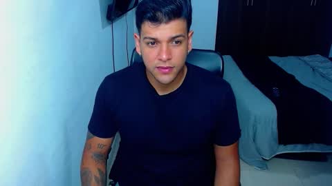 Snapshot of mack_demon chatting on September 29, 11:04 am Mack online show from September 29, 11:04 am
