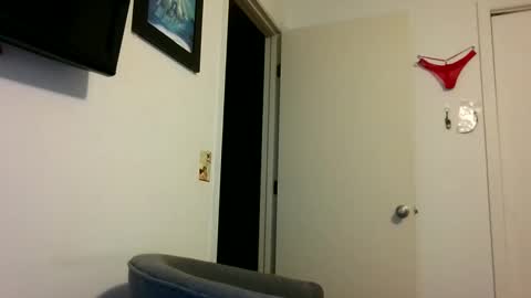 Snapshot of mackdocc001 chatting on October 12, 6:07 pm mackdocc001 online show from October 12, 6:07 pm