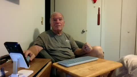 mackdocc001 online show from June 18, 1:15 pm