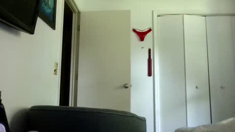 mackdocc001 online show from July 11, 5:15 pm