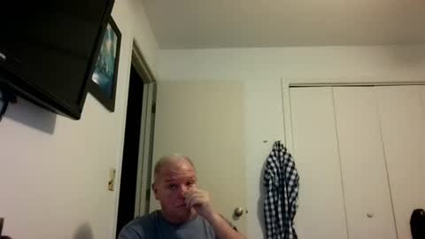 mackdocc001 online show from July 21, 2:08 pm